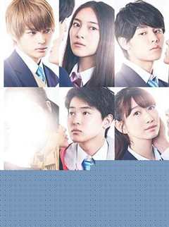 在深灰色的箱子中