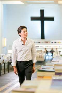 张东健的Back To the Books