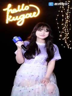 温奕心   一路生花